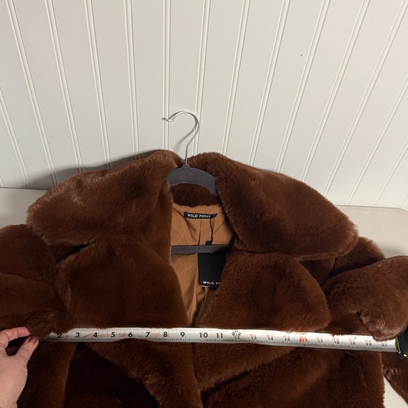 Wild Pony Faux Fur Coat - Picture 5 of 5